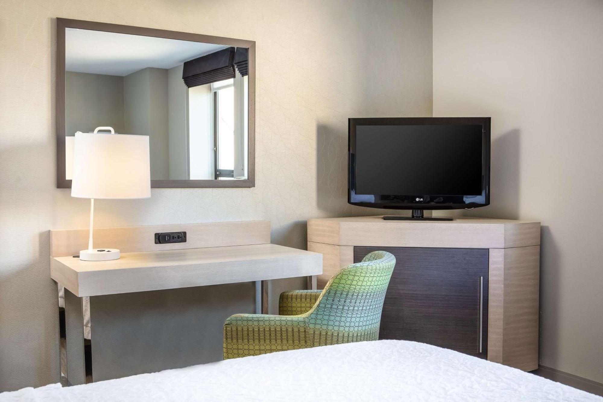 Hampton Inn Freeport Экстерьер фото