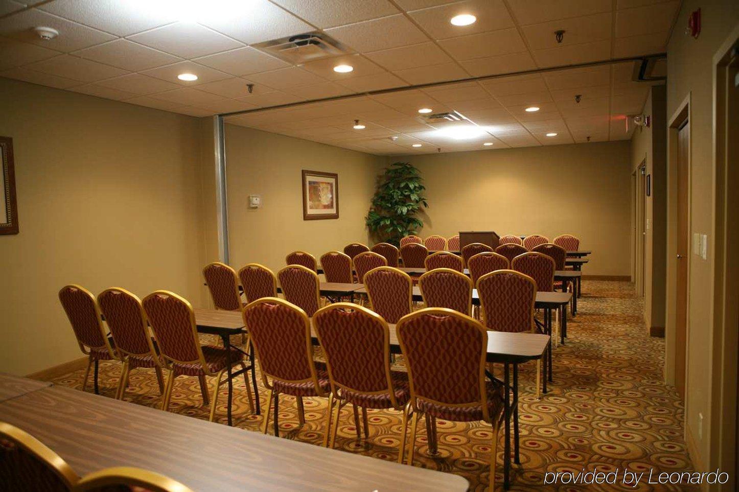 Hampton Inn Freeport Удобства фото